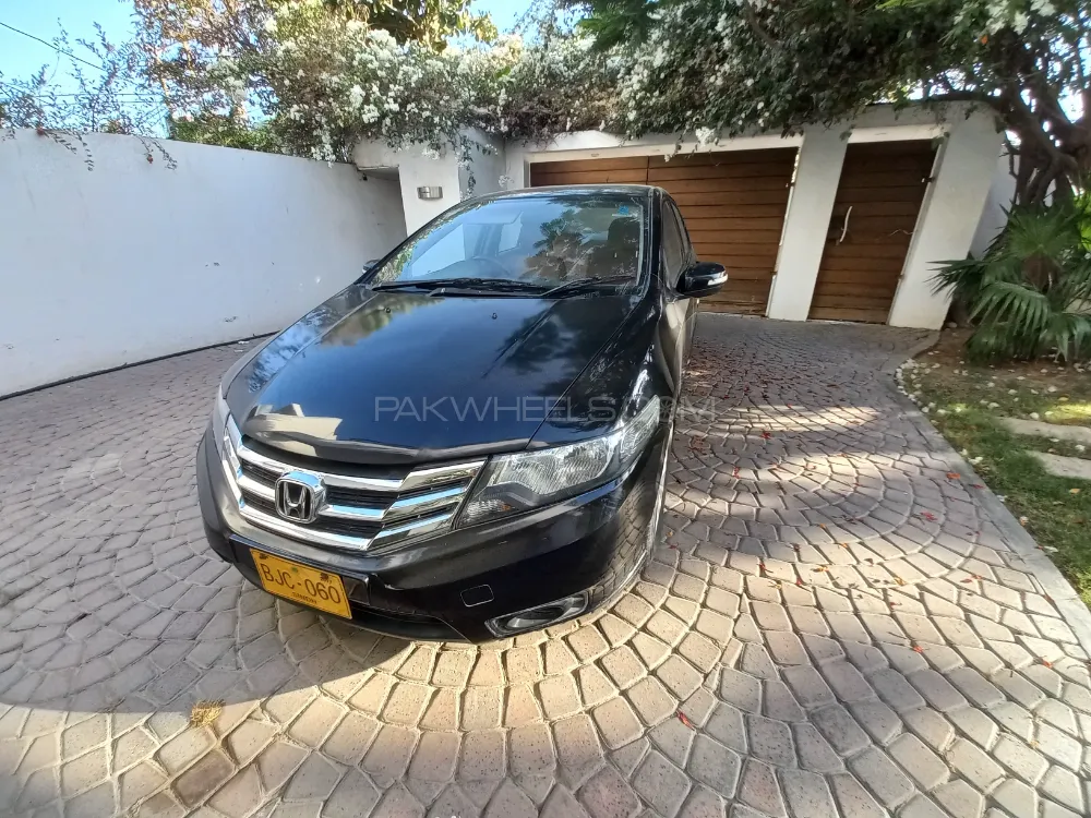Honda City 2016 for Sale in Karachi Image-1