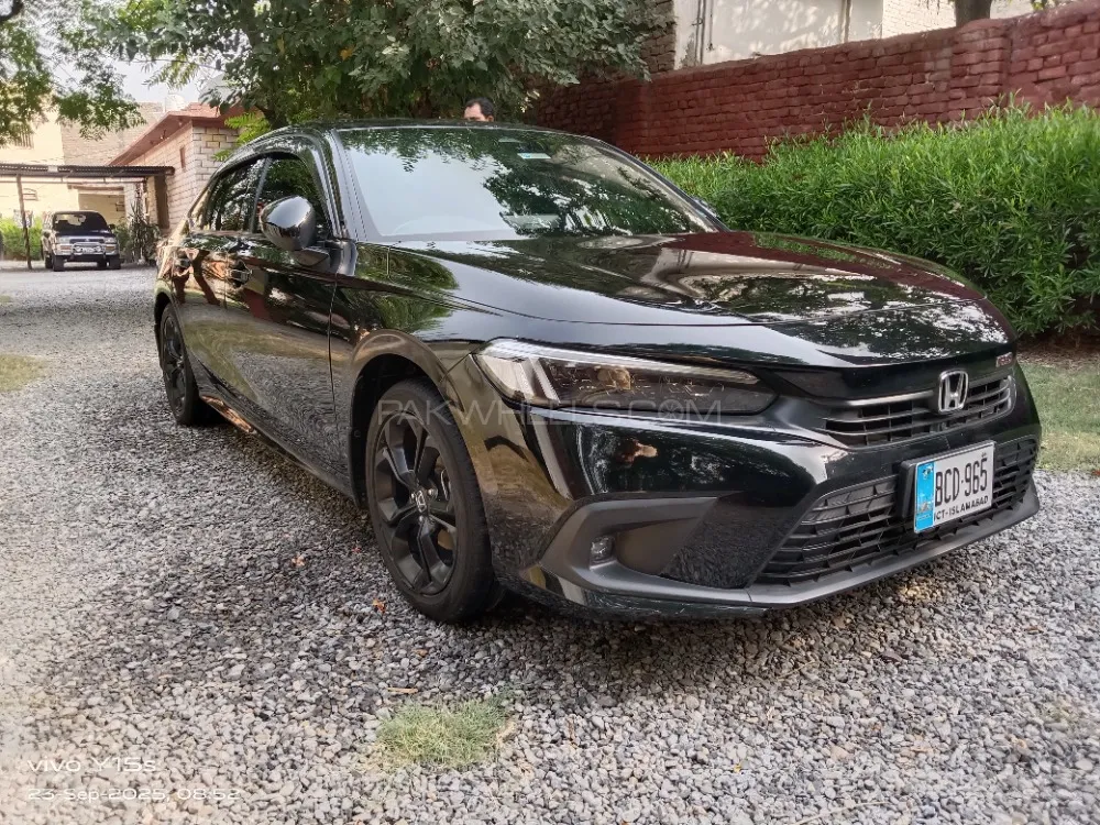 Honda Civic 2023 for Sale in Peshawar Image-1