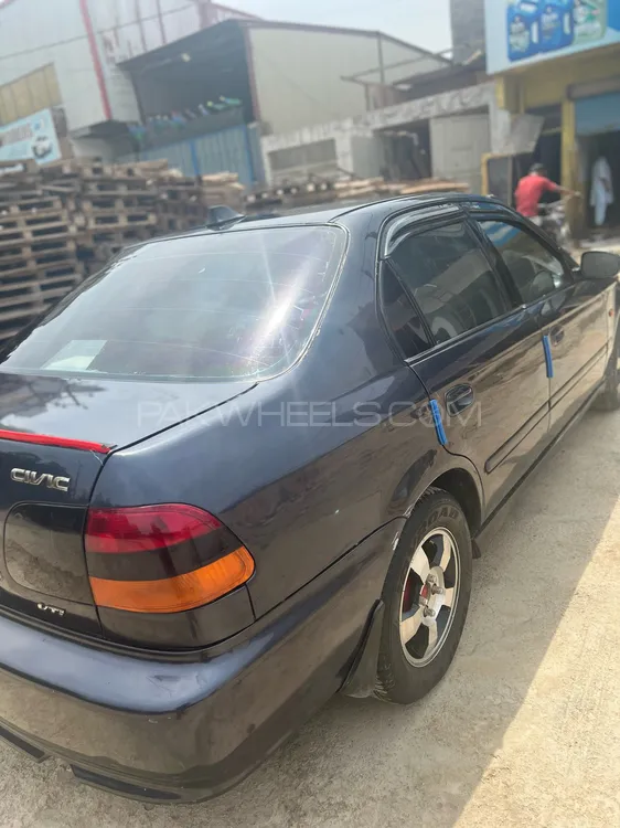 Honda Civic 2000 for Sale in Karachi Honda Civic 2000 for Sale in Karachi Image-4
