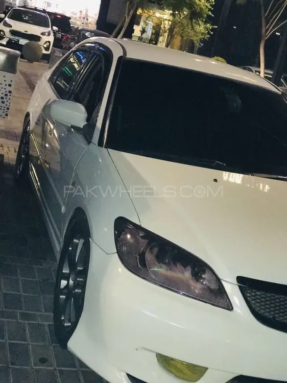 Honda Civic 2004 for Sale in Lahore Image-1