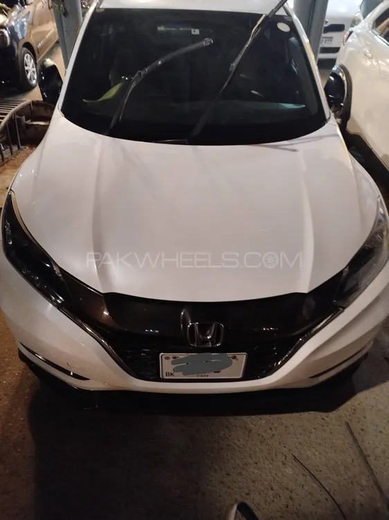 Honda Vezel 2016 for Sale in Karachi Image-1