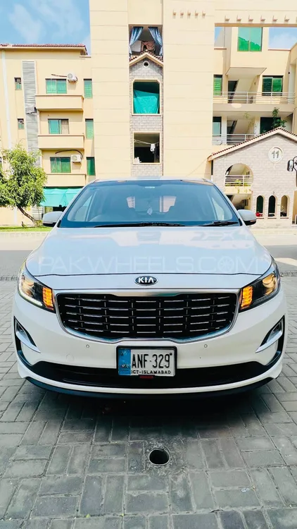 KIA Carnival 2019 for Sale in Rawalpindi Image-1