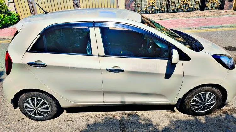 KIA Picanto 2021 for Sale in Lahore Image-1