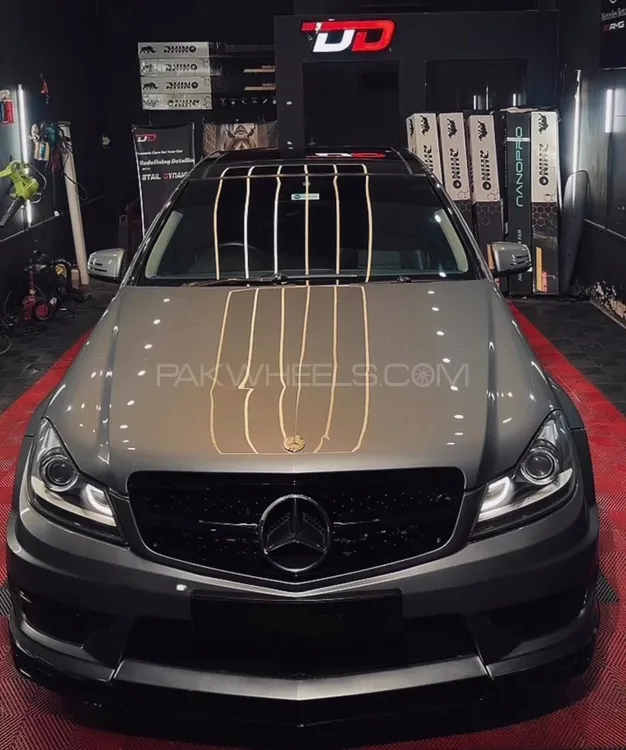 Mercedes Benz C Class 2011 for Sale in Faisalabad Image-1