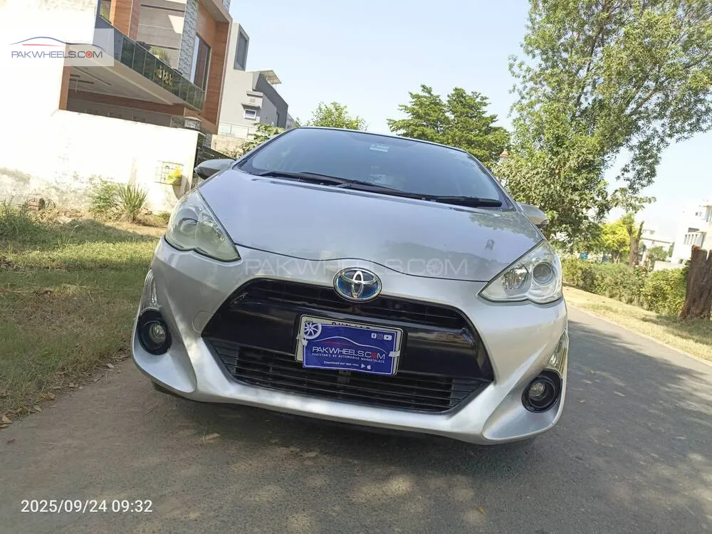 ٹویوٹا اکوا 2015 for Sale in لاہور Image-1