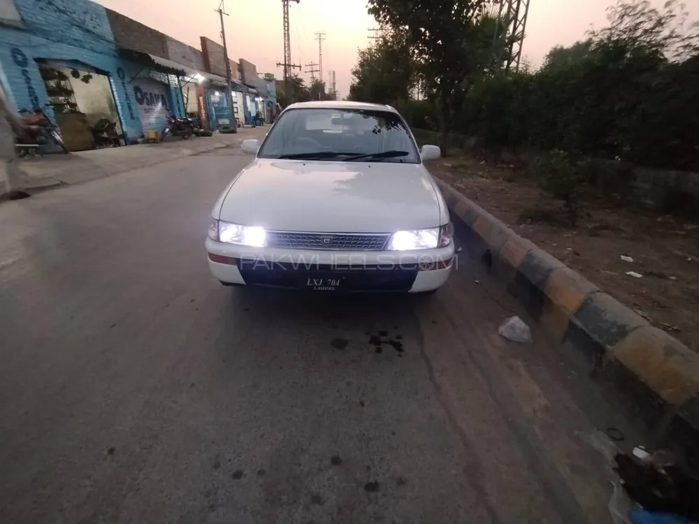 Toyota Corolla 1999 for Sale in Peshawar Image-1