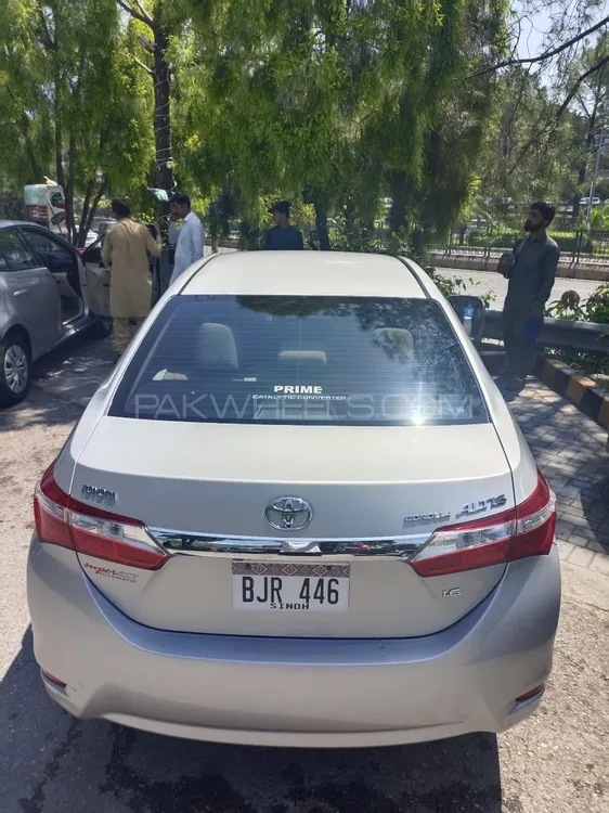 Toyota Corolla 2017 for Sale in Islamabad Image-1