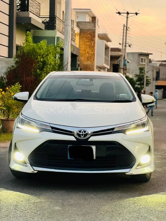 Toyota Corolla 2021 for Sale in Faisalabad Image-1