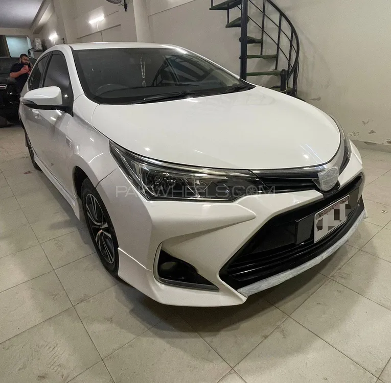 Toyota Corolla 2021 for Sale in Karachi Image-1
