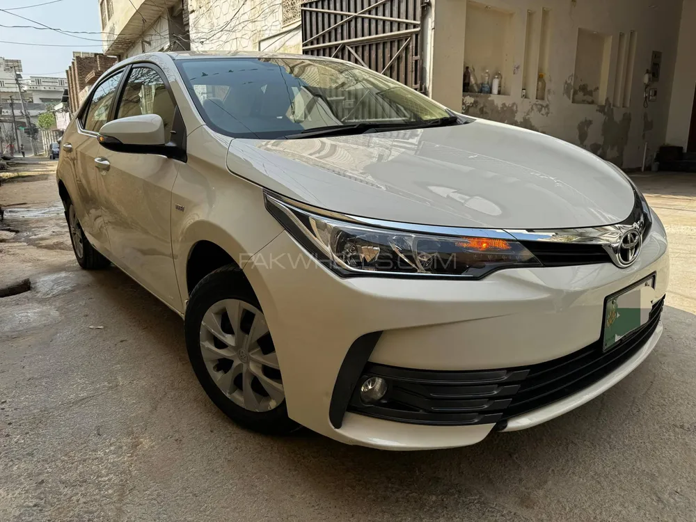 Toyota Corolla 2018 for Sale in Dera ismail khan Image-1