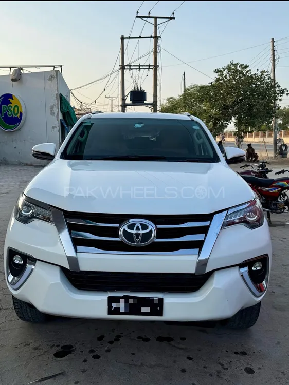 Toyota Fortuner 2020 for Sale in Vehari Image-1