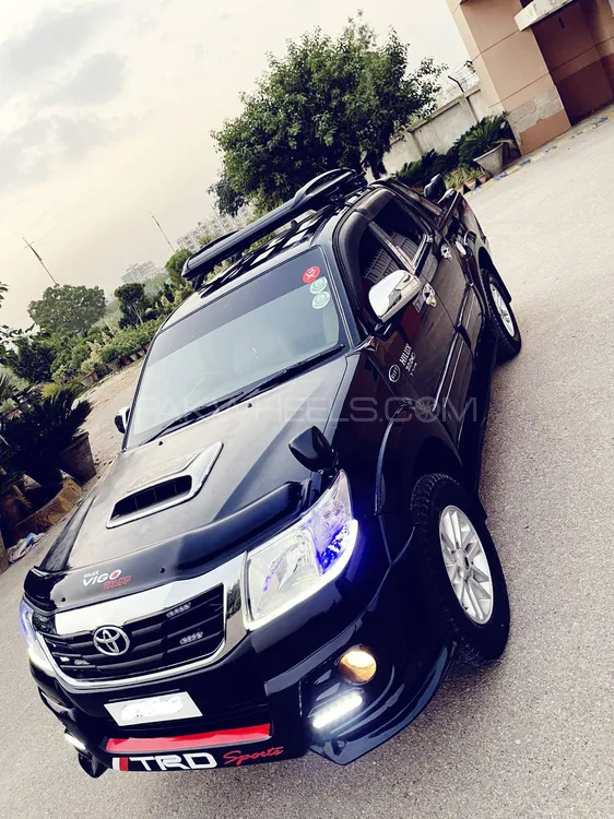 Toyota Hilux 2012 for Sale in Karachi Image-1