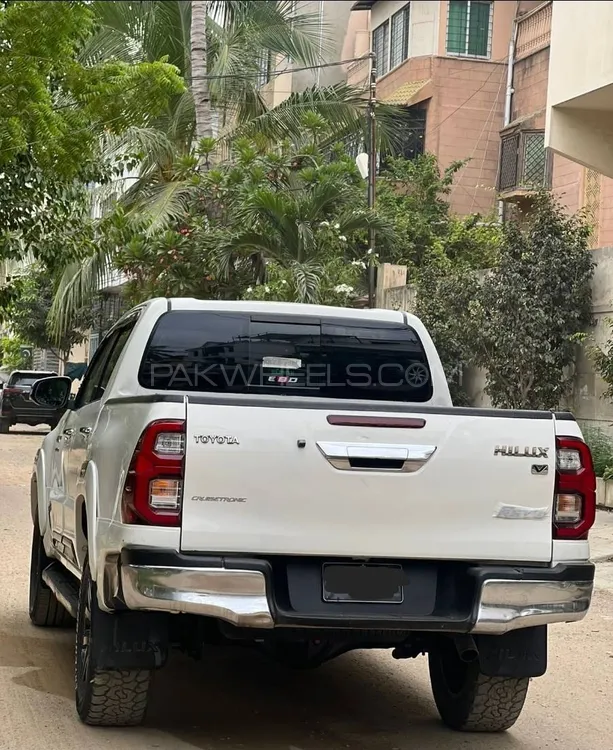 Toyota Hilux 2017 for Sale in Karachi Toyota Hilux 2017 for Sale in Karachi Image-6