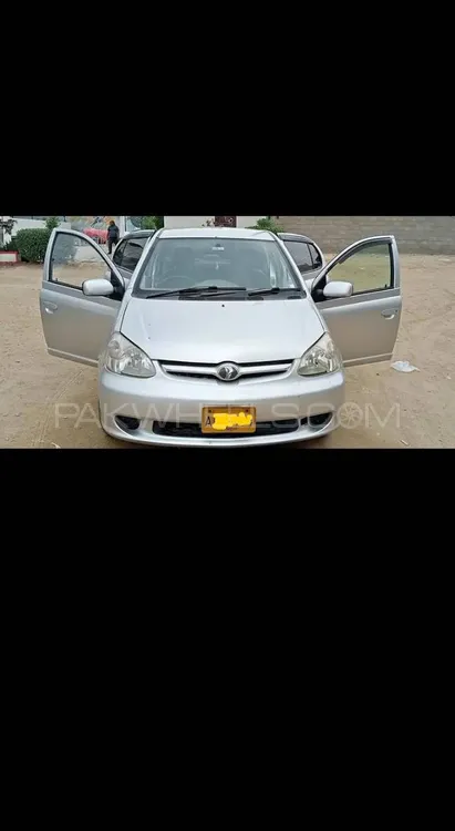Toyota Platz 2003 for Sale in Karachi Image-1