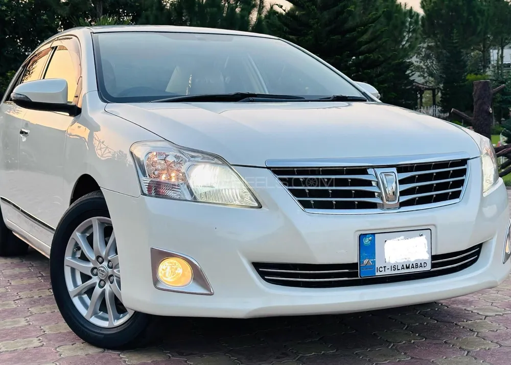 Toyota Premio 2012 for Sale in Islamabad Image-1