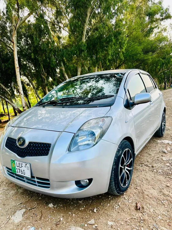 Toyota Vitz 2007 for Sale in Swabi Image-1