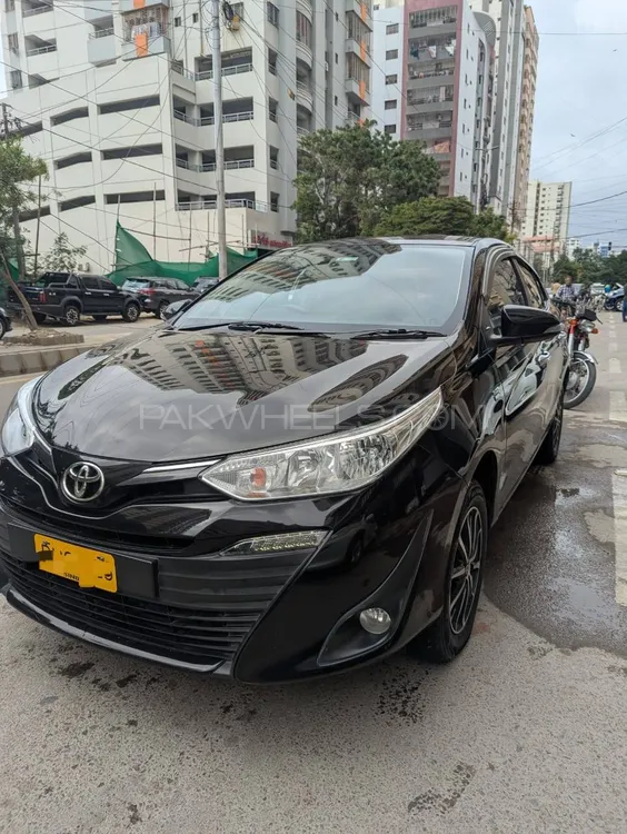 Toyota Yaris Sedan 2021 for Sale in Karachi Image-1