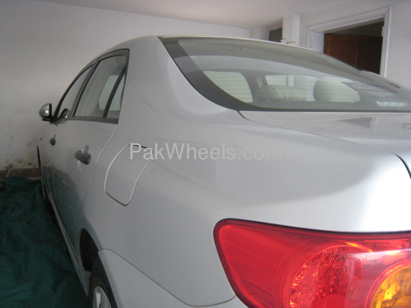 Toyota Corolla 2010 for Sale in Islamabad Image-1