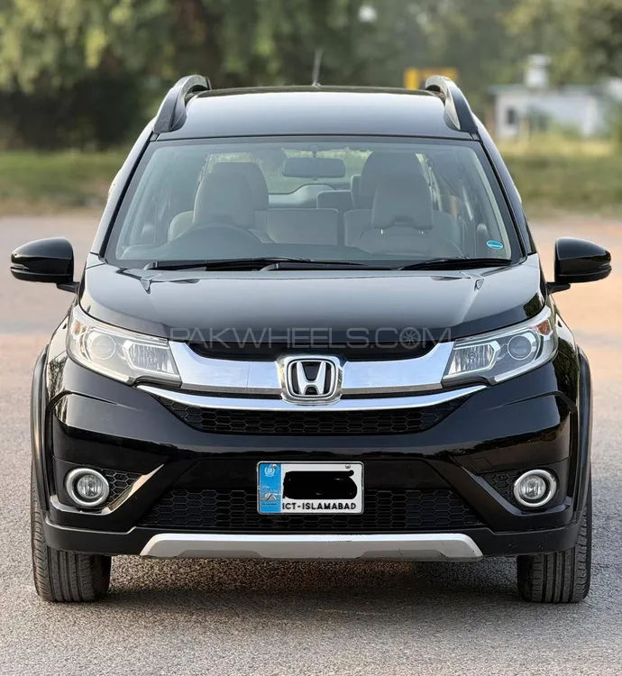 Honda BR-V 2018 for Sale in Islamabad Image-1