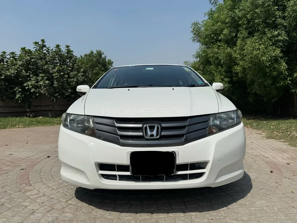 Honda City 2015 for Sale in Faisalabad Image-1