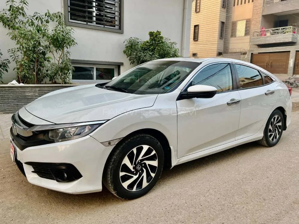 Honda Civic 2016 for Sale in Karachi Image-1