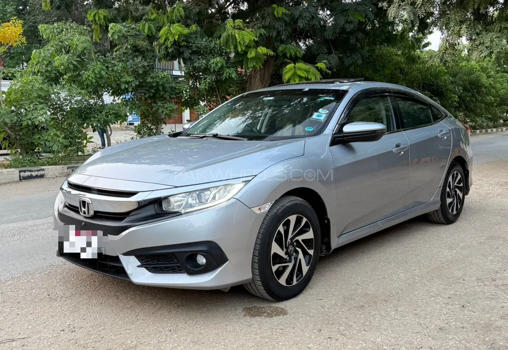 Honda Civic 2017 for Sale in Karachi Image-1