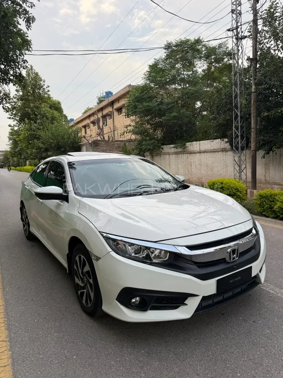 Honda Civic 2017 for Sale in Peshawar Image-1