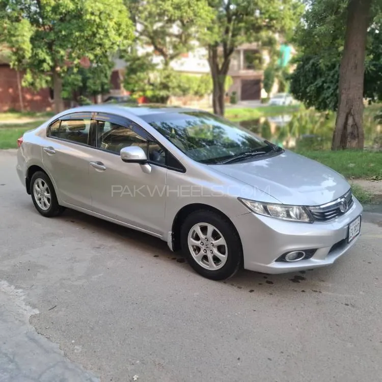Honda Civic 2015 for Sale in Lahore Image-1