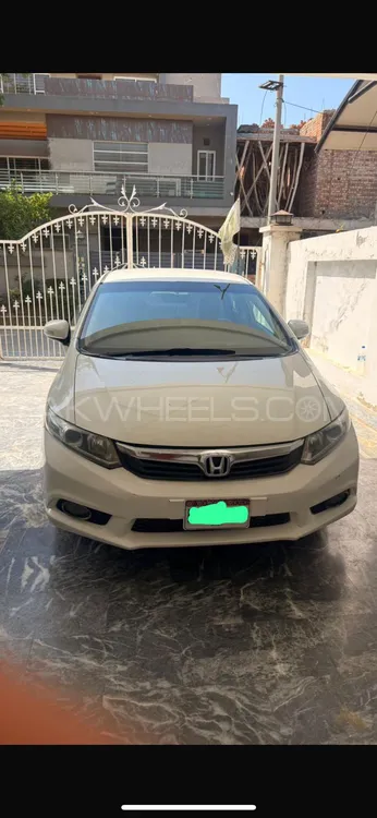 Honda Civic 2015 for Sale in Lahore Image-1