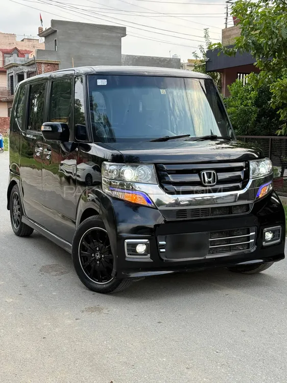 Honda N Box 2016 for Sale in Lahore Image-1