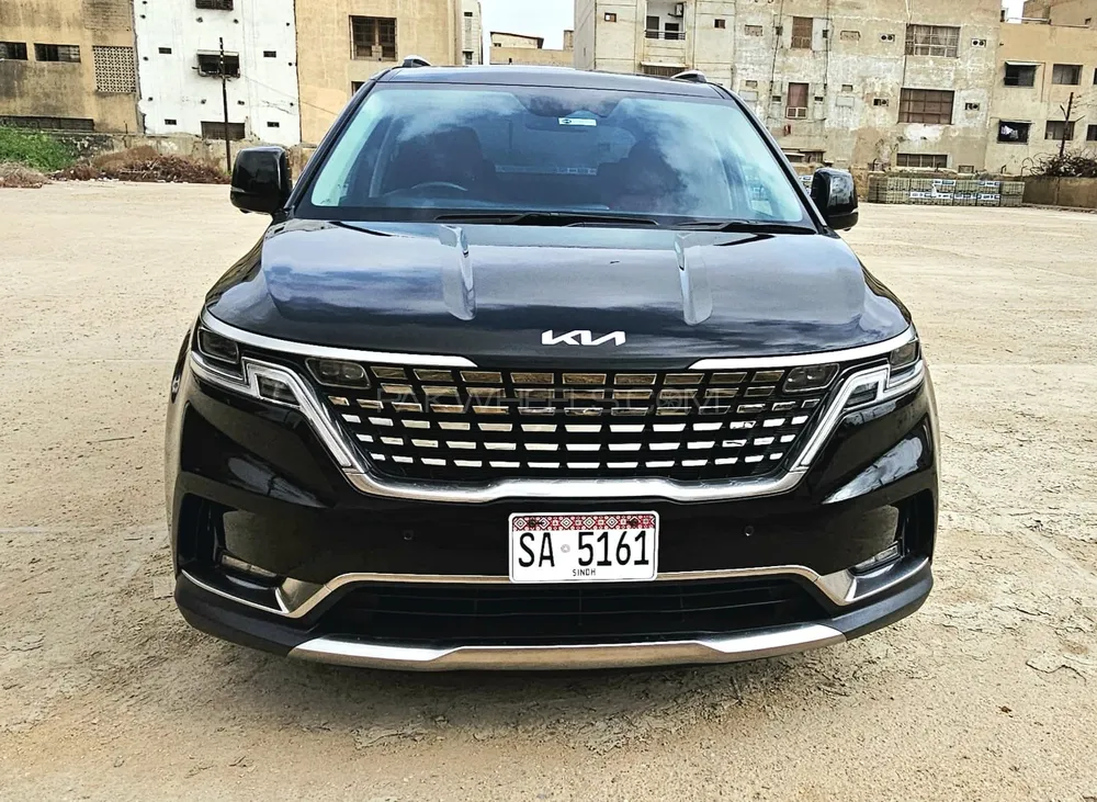 KIA Carnival 2024 for Sale in Karachi Image-1