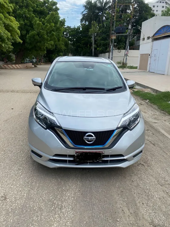 Nissan Note 2018 for Sale in Karachi Image-1