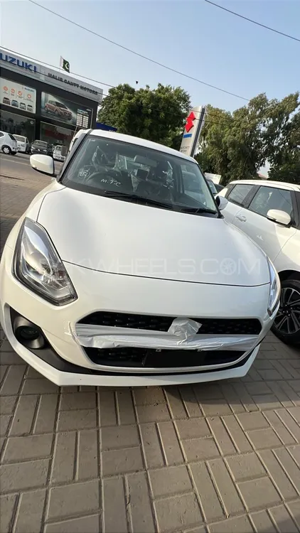 Suzuki Swift 2025 for Sale in Karachi Image-1