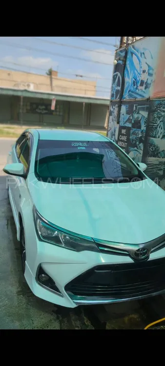 Toyota Corolla 2015 for Sale in Faisalabad Image-1