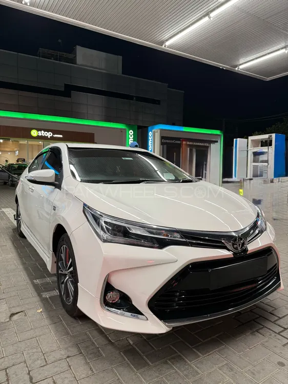 Toyota Corolla 2021 for Sale in Lahore Image-1