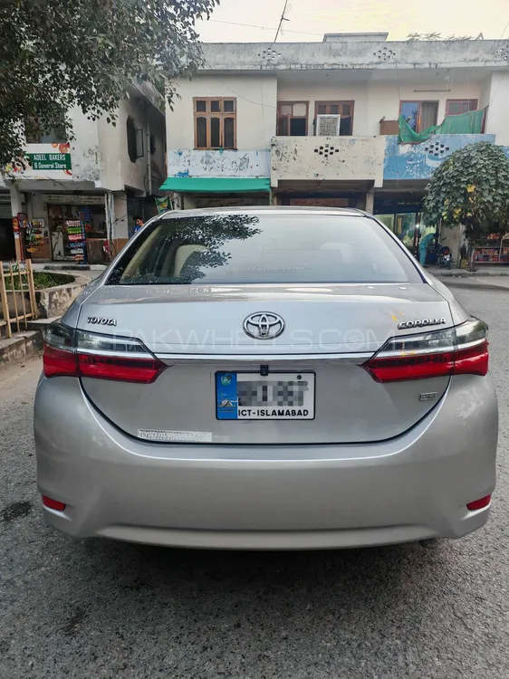 Toyota Corolla 2018 for Sale in Islamabad Image-1