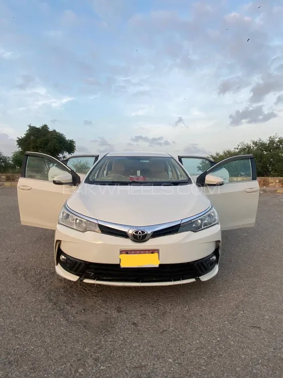 Toyota Corolla 2018 for Sale in Karachi Image-1