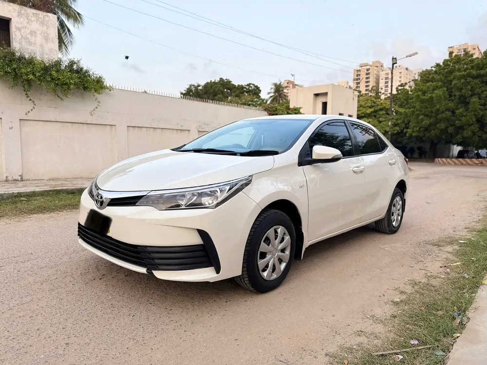 Toyota Corolla 2019 for Sale in Karachi Image-1