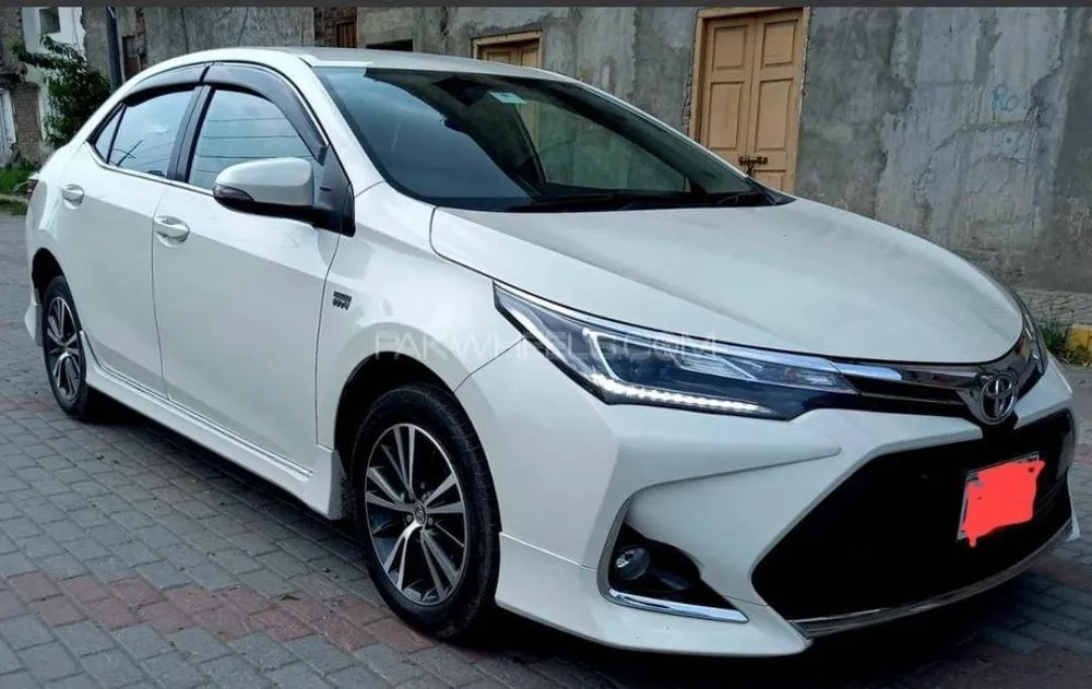 Toyota Corolla 2016 for Sale in Peshawar Image-1