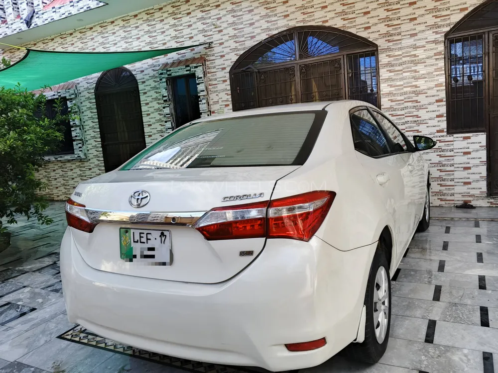 Toyota Corolla 2017 for Sale in Gujrat Image-1