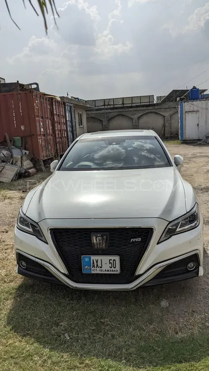 Toyota Crown 2018 for Sale in Islamabad Image-1
