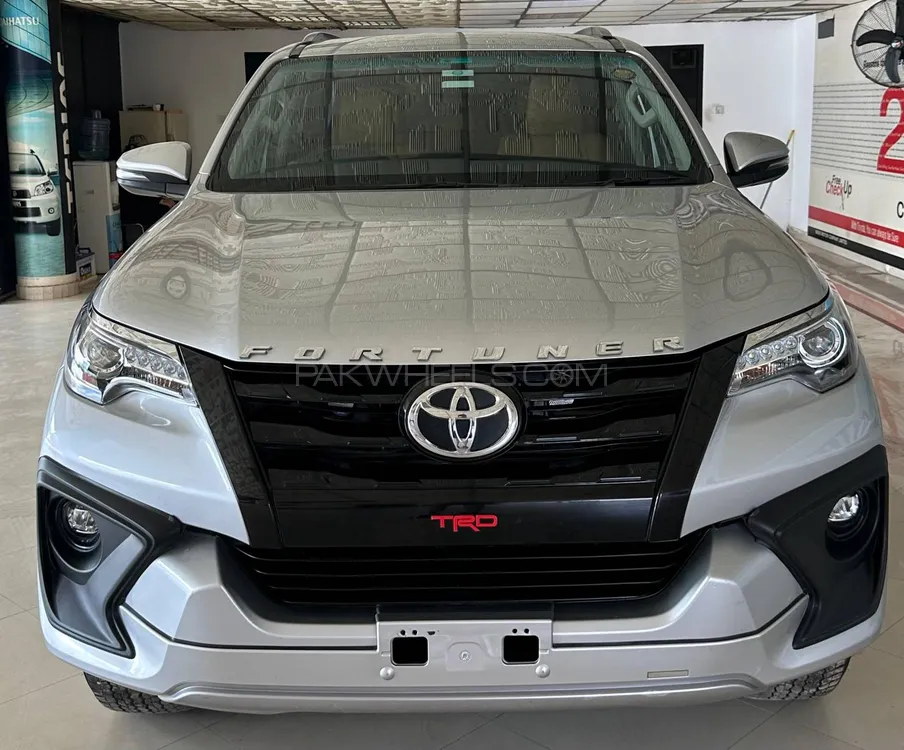 Toyota Fortuner 2020 for Sale in Islamabad Image-1