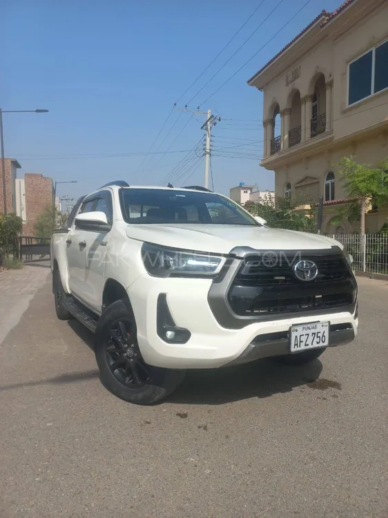 Toyota Hilux 2017 for Sale in Jhang Image-1
