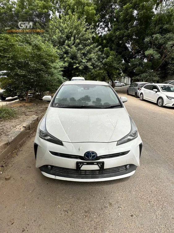 Toyota Prius 2021 for Sale in Karachi Image-1