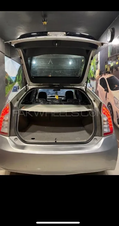 Toyota Prius 2013 for Sale in Karachi Image-1