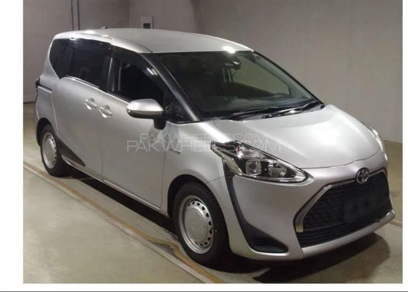Toyota Sienta 2019 for Sale in Islamabad Image-1