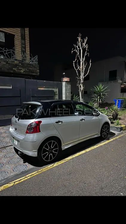Toyota Vitz 2007 for Sale in Gujranwala Image-1