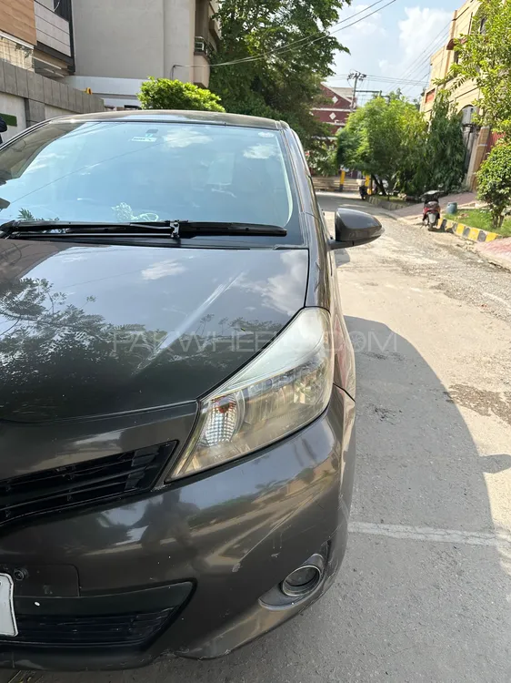 Toyota Vitz 2013 for Sale in Faisalabad Image-1