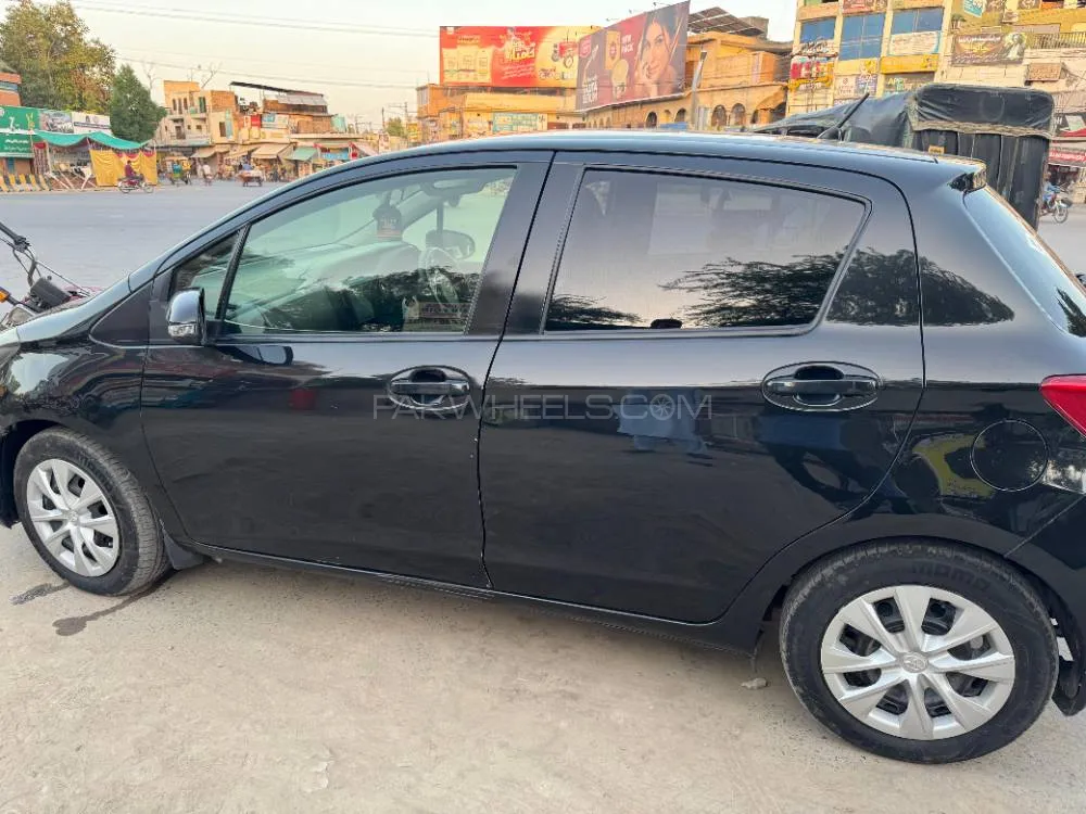 Toyota Vitz 2014 for Sale in Bahawalpur Image-1