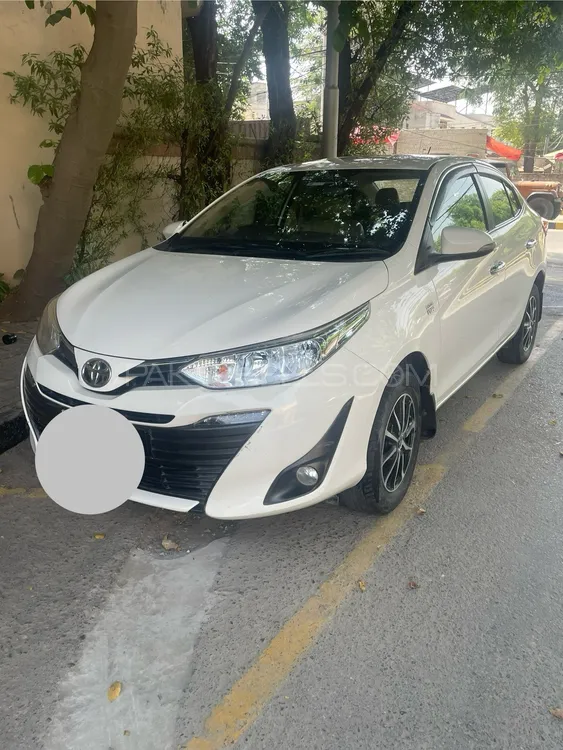 Toyota Yaris Sedan 2020 for Sale in Lahore Image-1